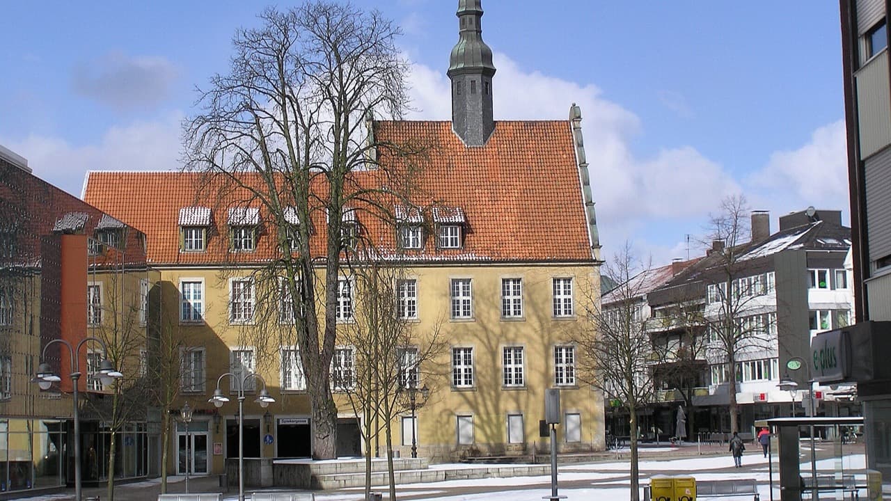 Berliner Platz mit Rathaus in Gütersloh